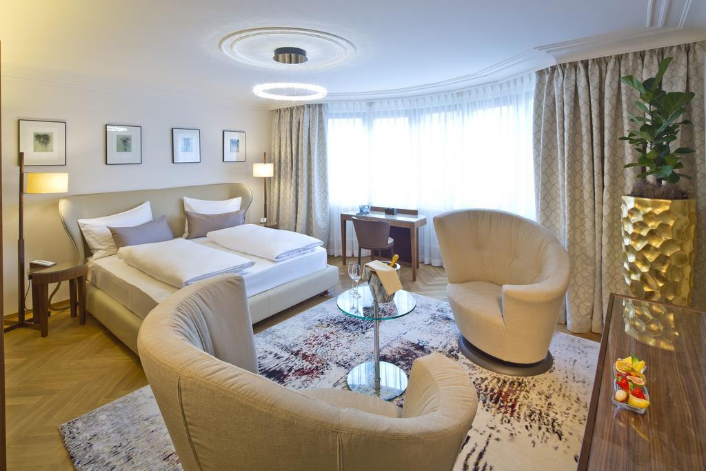 Hotel Maximilian - Stadthaus Penz Innsbruck Ngoại thất bức ảnh
