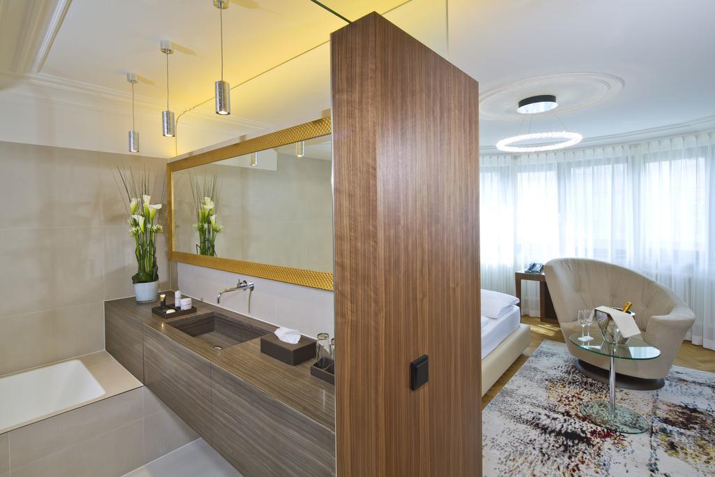 Hotel Maximilian - Stadthaus Penz Innsbruck Ngoại thất bức ảnh