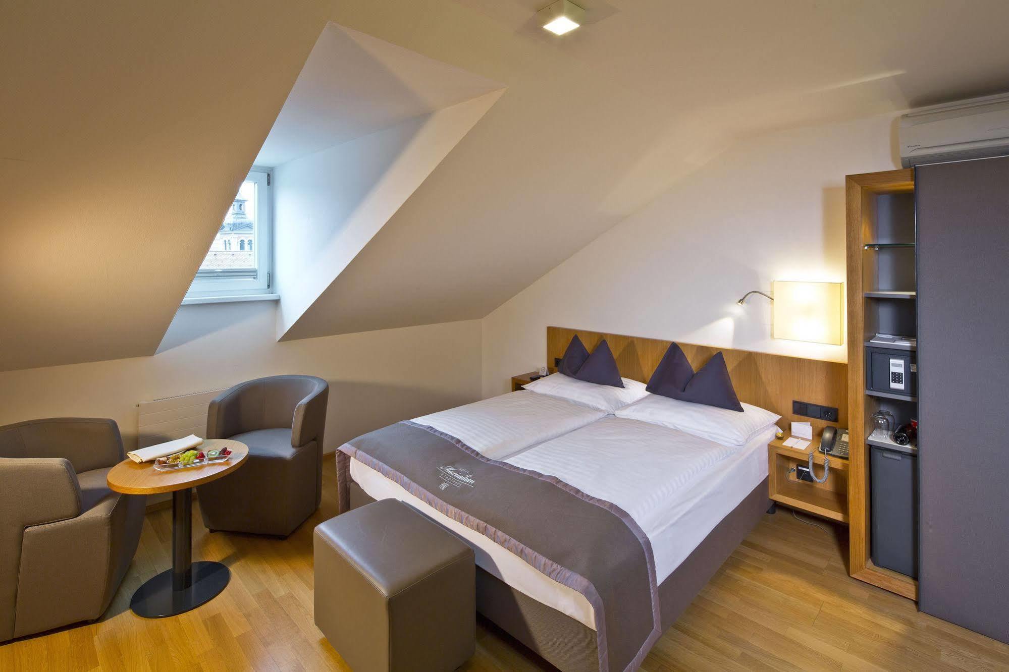 Hotel Maximilian - Stadthaus Penz Innsbruck Ngoại thất bức ảnh